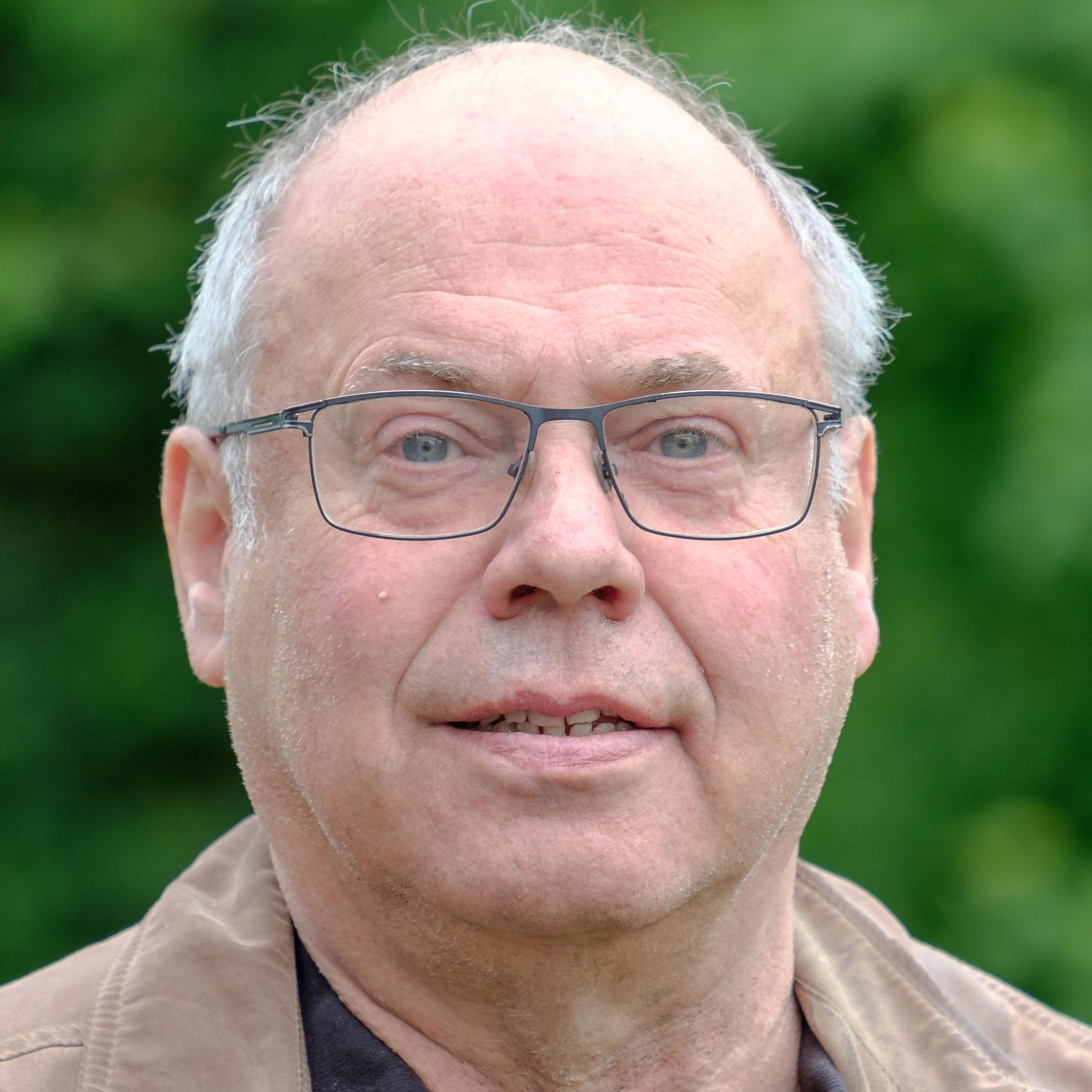 Das ist ein Bild von Pfarrer Herbert Lucas