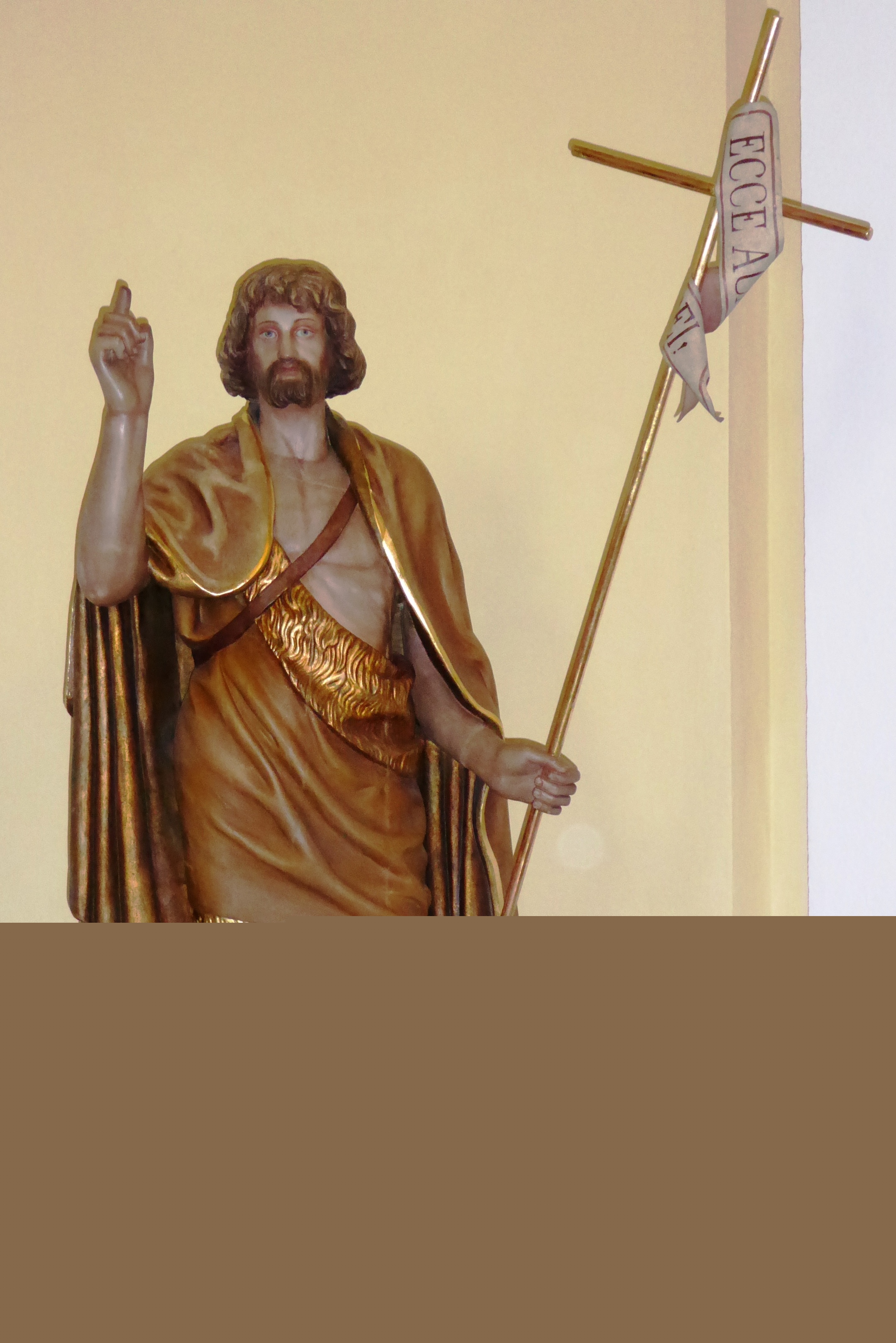 Johannes Statue